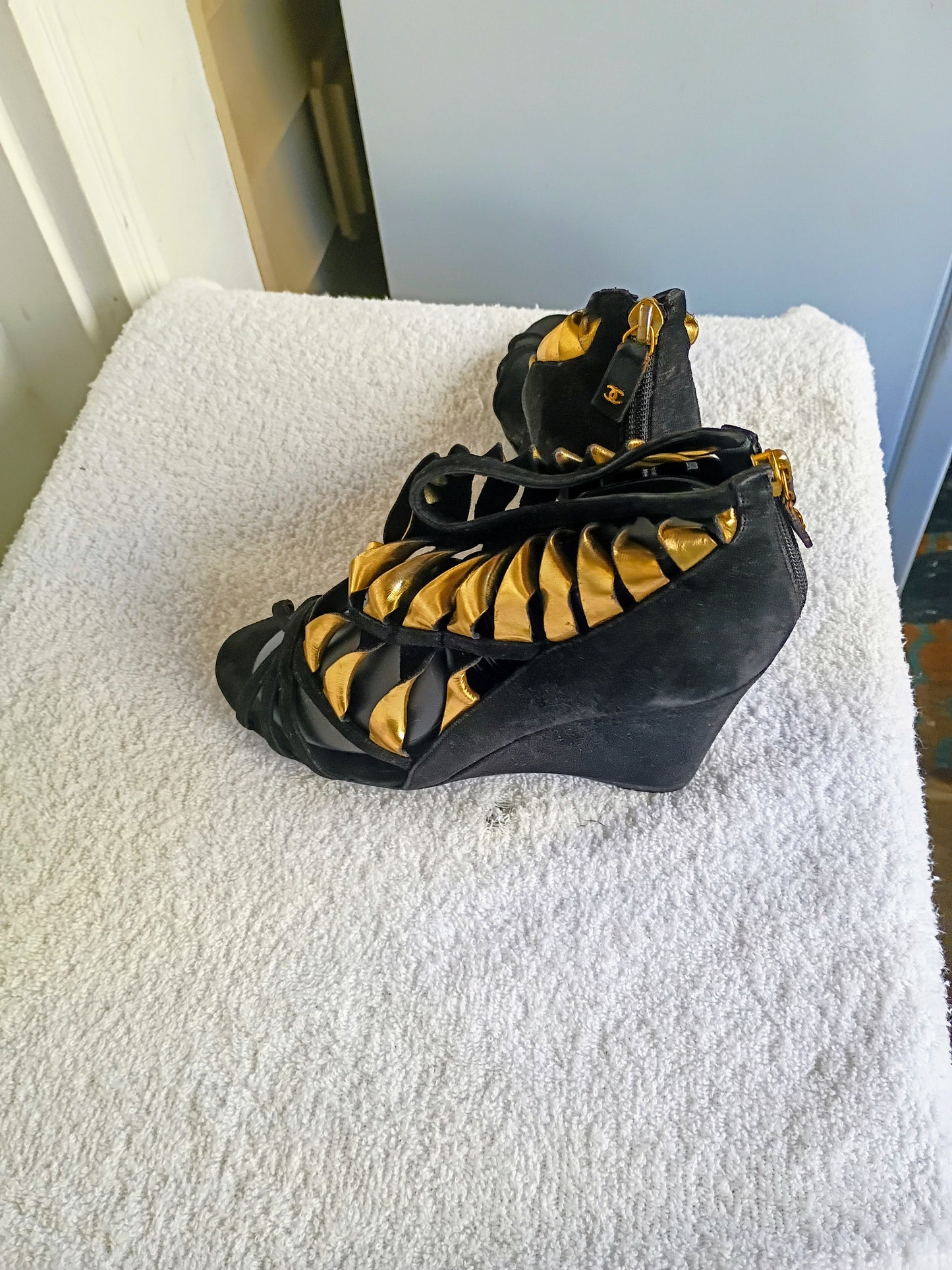 Chanel Suede Shoes – Black with Gold Lining – Size 40 / US 9